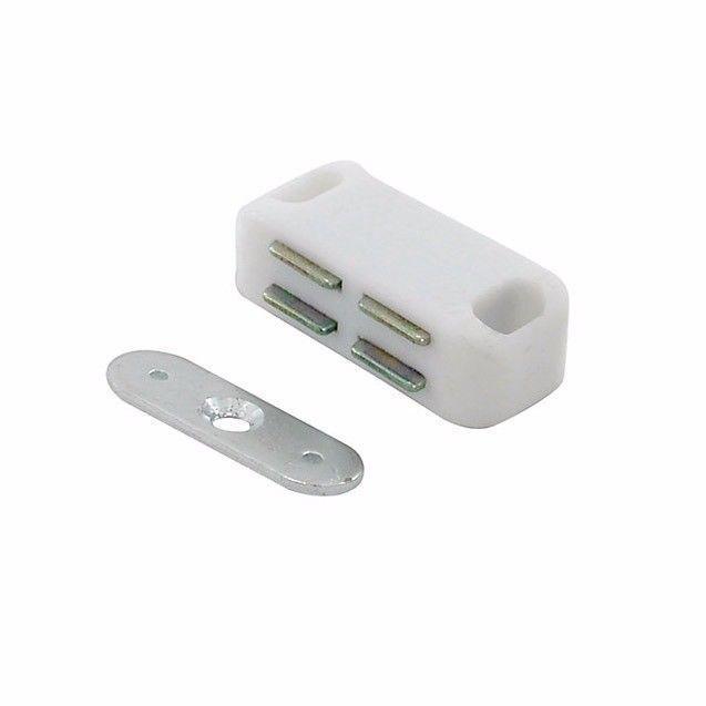 Value Pack Of 2 Magnetic Catches White Diy 1220 (Large Letter Rate)