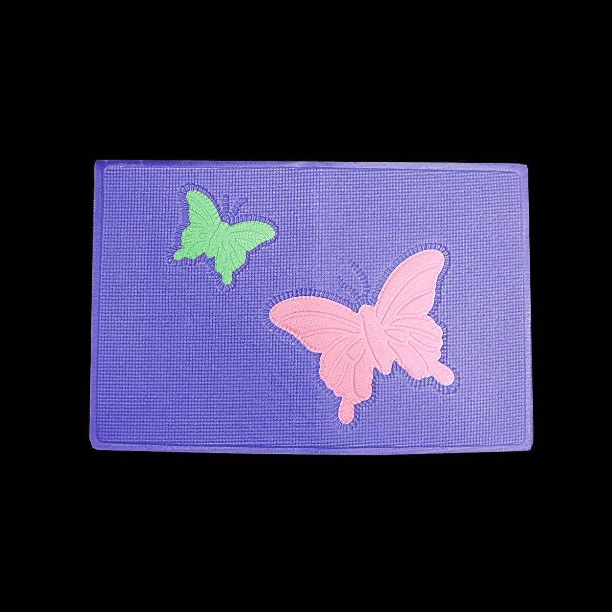 Floral Anti Slip, PVC Bathroom Mat In Assorted Colours 59cm x 39cm   2605 (Parcel Rate)