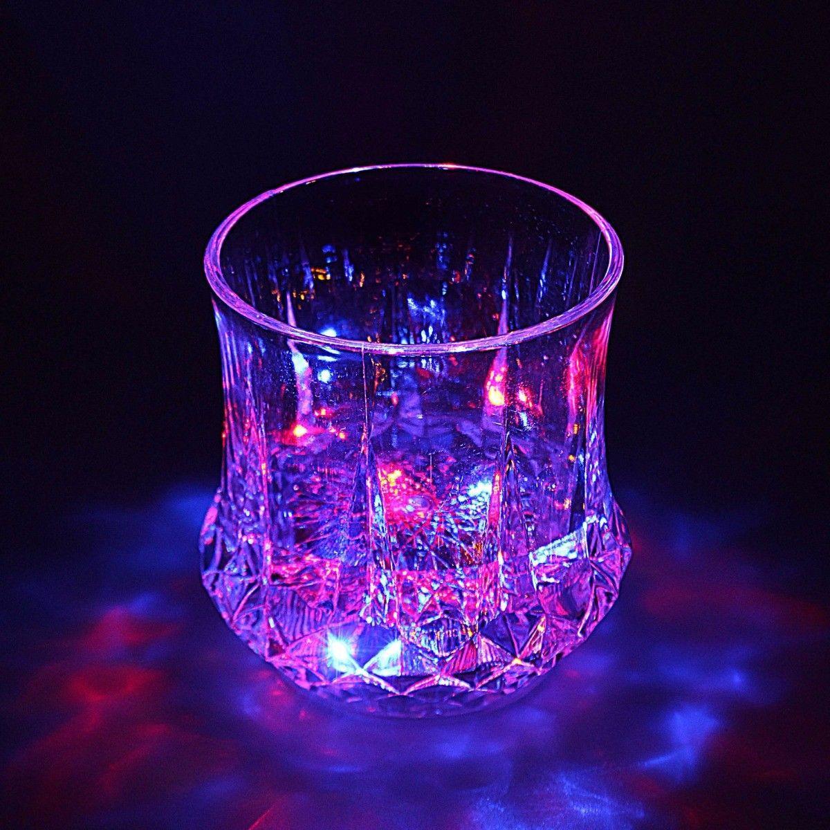 LED INDUCTIVE RAINBOW COLOUR CUP INCLUDES BATTERIES    4324 (Parcel Rate)